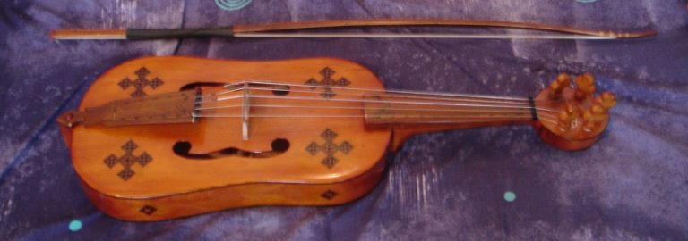 What’s a Vielle? What’s an Organetto?